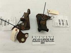 551.ac1e03 Acura Rsx Pair Of Steering Gear Mounts Fits 2002 2003 2004