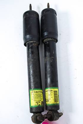 10339944 Chevrolet 1997-2004 Chevy Corvette C5 Z06 Front Shock Absorber Set Used