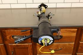 26040399 Chevrolet 93-98 Chevy Camaro Oem Tilt Steering Column Auto Floor Shift