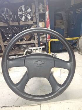 8261106680 Chevrolet 2002-2005 Chevy Trailblazer Floor Shift Steering Column With Wheel Key