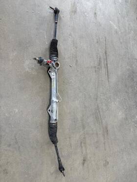 9r3z3504c Ford 2005 - 2010 Mustang 4.6l Rack And Pinion As Pictured Oem