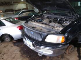 238-02320a Ford Truck Steering Column Floor Shift Thru 8500 Gvw Fits 97-99 F250 Pickup 2083981