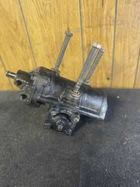 25088053 Gmc 02 03 04 05 06 07 Silverado Sierra 2500 3500 Power Steering Gear Box 25088053 Gmc 02 03 04 05 06 07 Silverado Sierra 2500 3500 Power Steering Gear Box