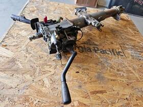 15113553 Gmc Truck 15115335 Used 2006 C4500 Steering Column Ship W Key Los Angeles