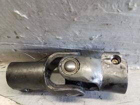 M18634 Honda 2001-2002 Accord Steering Column Knuckle U-joint M309