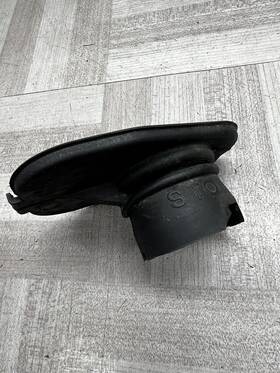 305-0115 Honda Oem 94-01 Integra Power Steering Rack And Pinion Shaft Firewall Boot Dust Cover Seal 305-0115 Honda Oem 94-01 Integra Power Steering Rack And Pinion Shaft Firewall Boot Dust Cover Seal
