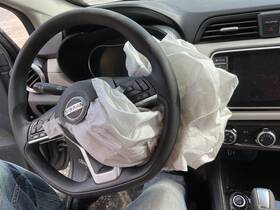 238-10508b Nissan Steering Column Floor Shift Cvt Without Fog Lamps Fits 20 Versa 4284071