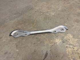54442-jk00a Nissan 09-19 370z 08-13 G37 Power Steering Rack Mounting Bracket Plate Oem