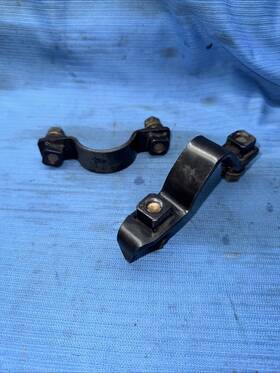 8723 Nissan 90-96 300zx Z32 Power Steering Rack Mount Brackets Oem Set Left And Right