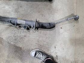 551-10082 Porsche Steering Gear/rack Power Rack And Pinion Fits 11-18 Cayenne 1955575