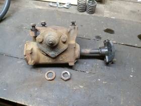 5698180 Saginaw Manual Steering Box