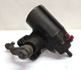 18200256-101 Toyota Power Steering Gear Box For 1981-1982 Pickup 4wd And 1984-1985 4runner Oem