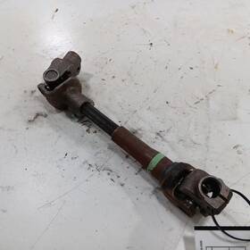 237.to1n15 Toyota Prius C Lower Steering Column Shaft Knuckle U Joint 2017 2016 2015 2014 237.to1n15 Toyota Prius C Lower Steering Column Shaft Knuckle U Joint 2017 2016 2015 2014