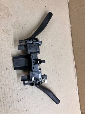 5k0953501cq Volkswagen 2015 Vw Tiguan Switch Steering Column Wheel 5k0953502m