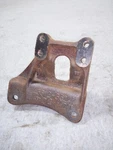 1979-1983 Toyota Pickup 4WD Solid Axle Steering Gearbox Mount 45312-35041 Oem. Fixed Price $30.00.