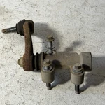 11-16 Ford F250 F350 Rh 2WD Steering Idler Pitman Arm BC34-3355-AB. Fixed Price $45.00.