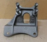 1981-85 Toyota Pickup 1984-85 4RUNNER 4X4 W/solid Axle Gear Mount 45312-35100. Fixed Price $65.00.