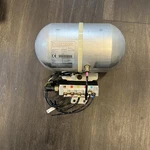 2003-2007 Jaguar Xj X350 Air Suspension Tank With Valve Block P/n 2W93-5B696-AF. Fixed Price $189.99.